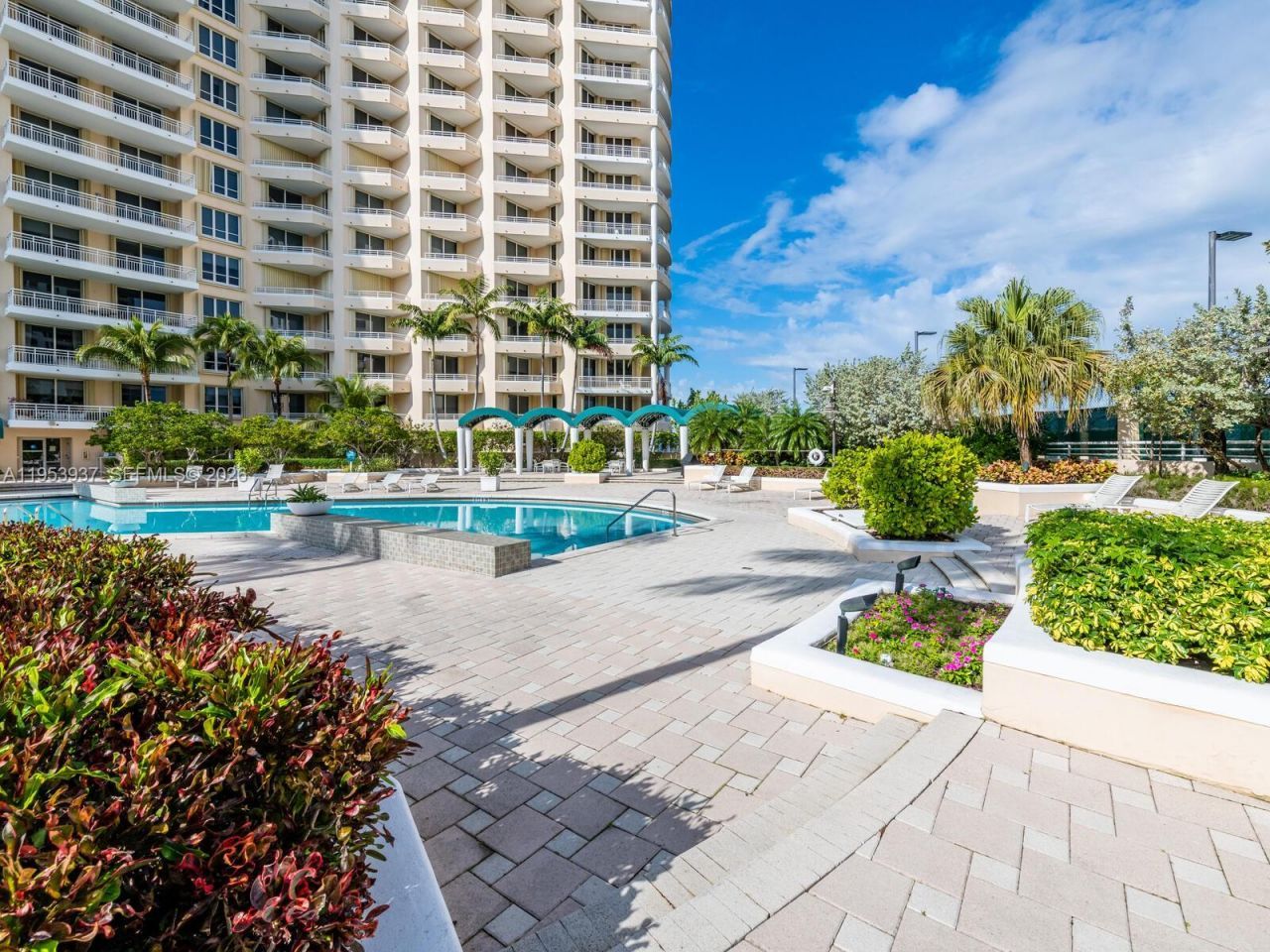 888 Brickell Key Dr, Unit 210, Miami, FL 33131 Photo