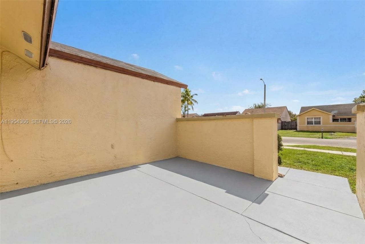 3246 NW 204th Ter , Miami Gardens, FL 33056 Photo