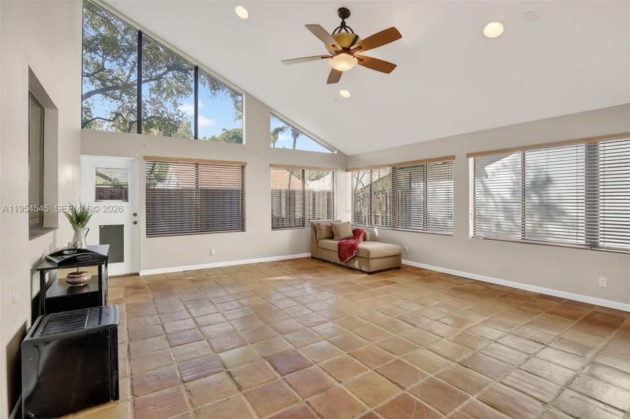 2141 Austin, Weston, FL 33326 Photo