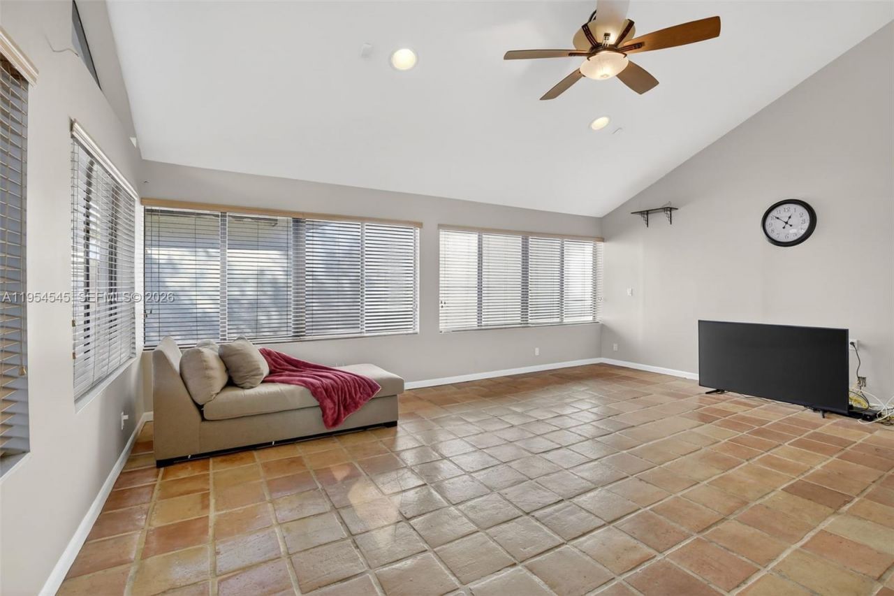 2141 Austin, Weston, FL 33326 Photo