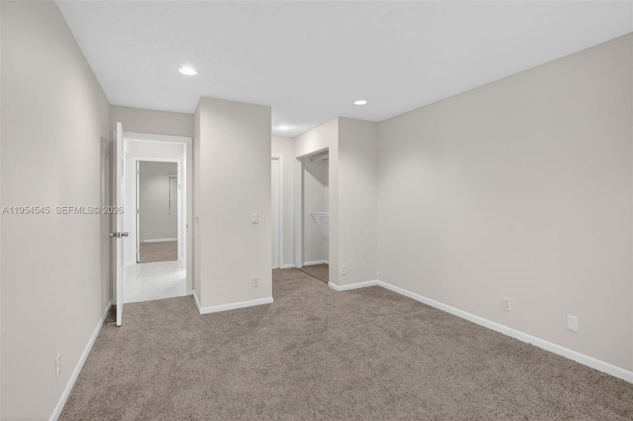 2141 Austin, Weston, FL 33326 Photo