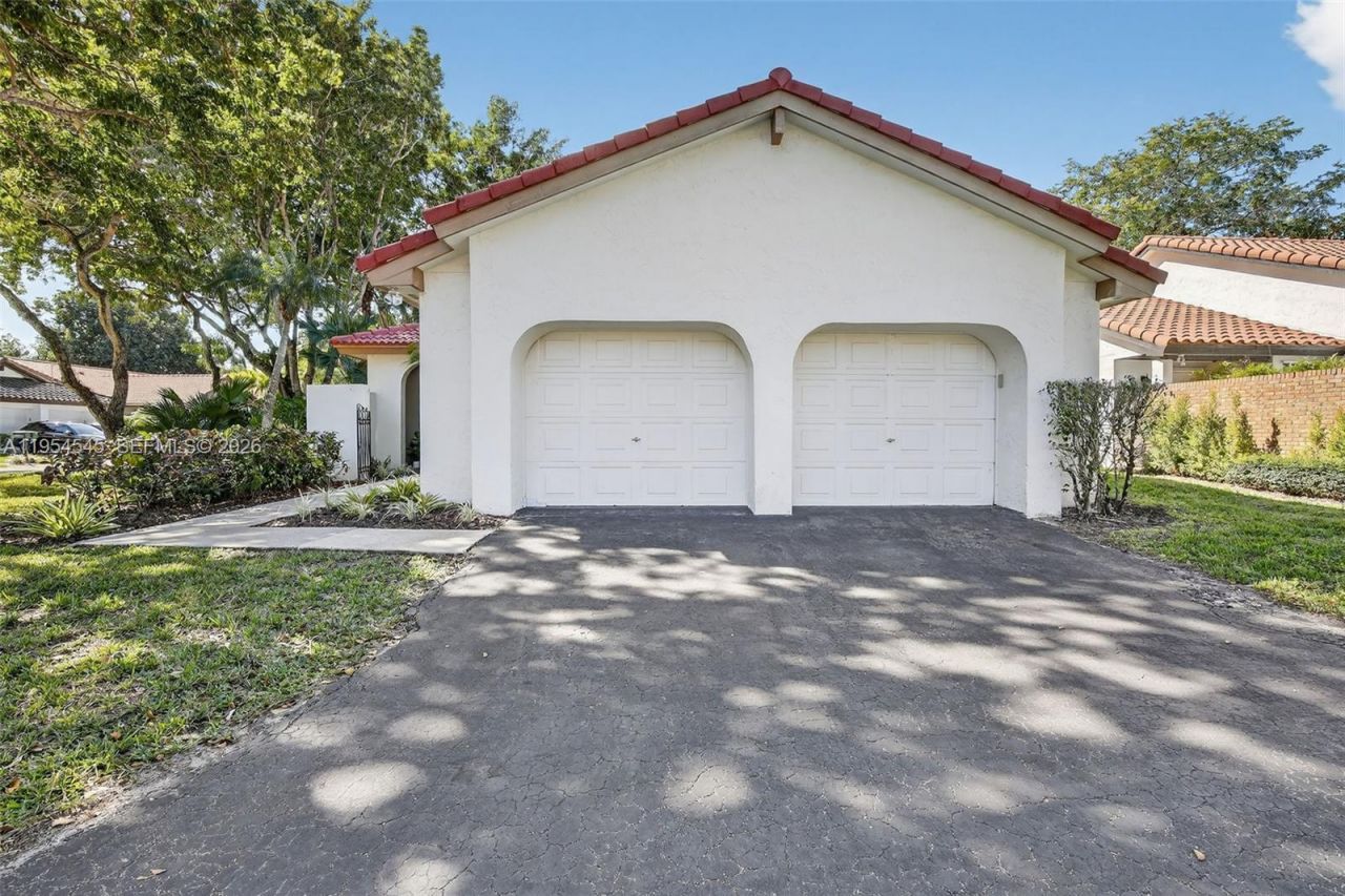 2141 Austin, Weston, FL 33326 Photo
