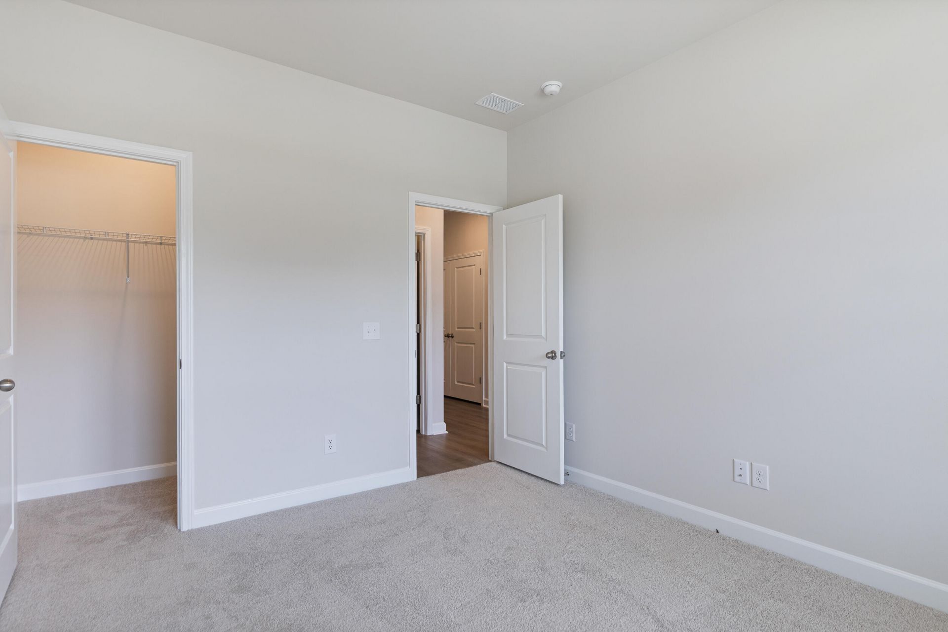 902 Dusk Drive Photo 17