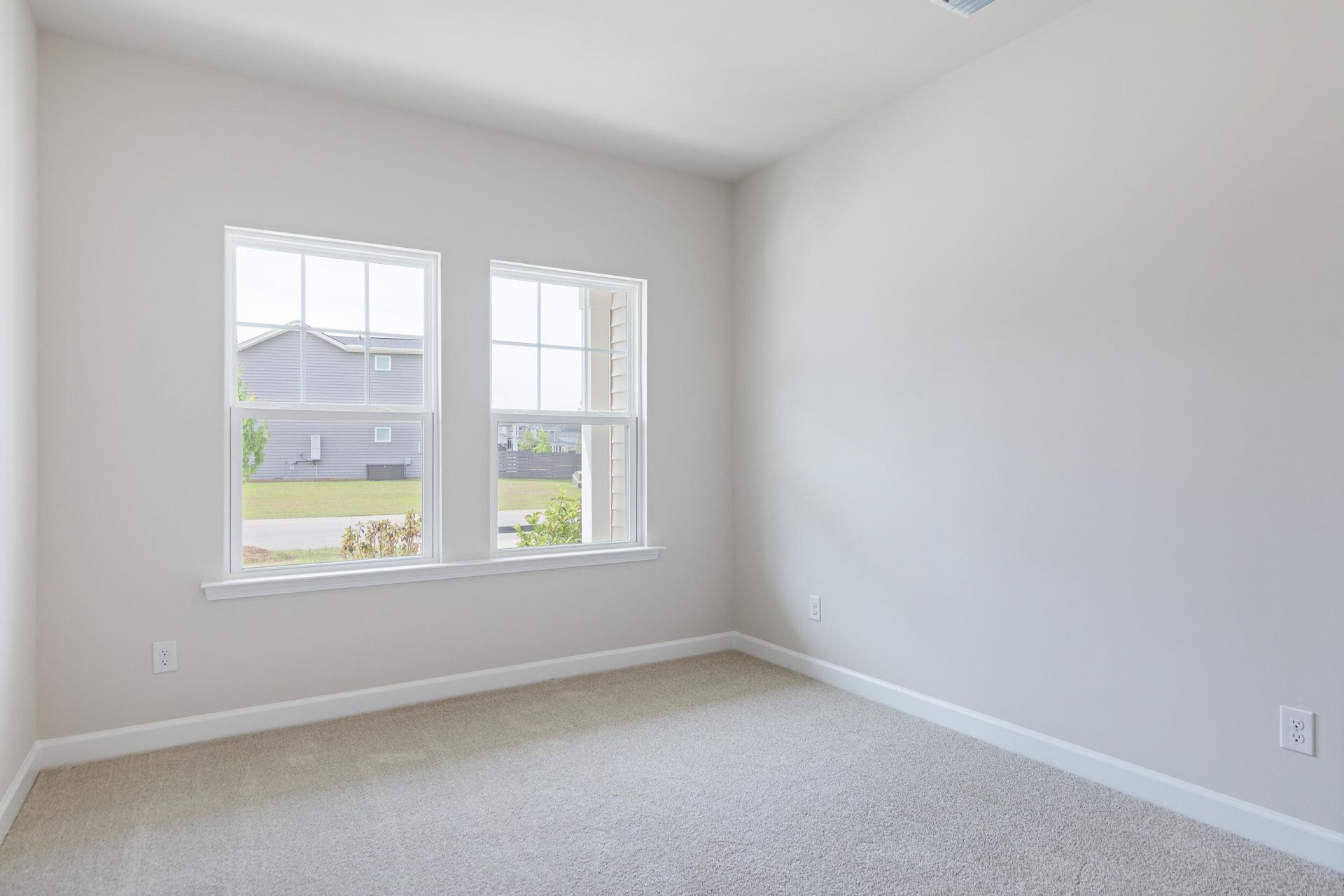 902 Dusk Drive Photo 18