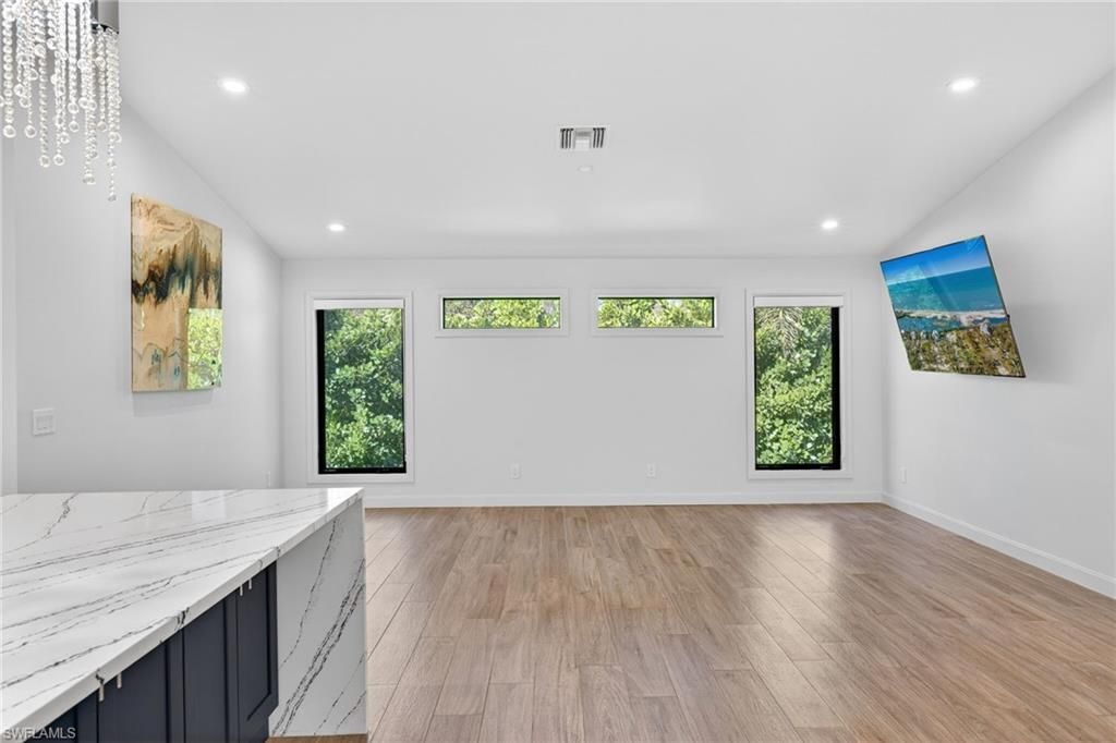 1211 Periwinkle Way , Sanibel, FL 33957 Photo