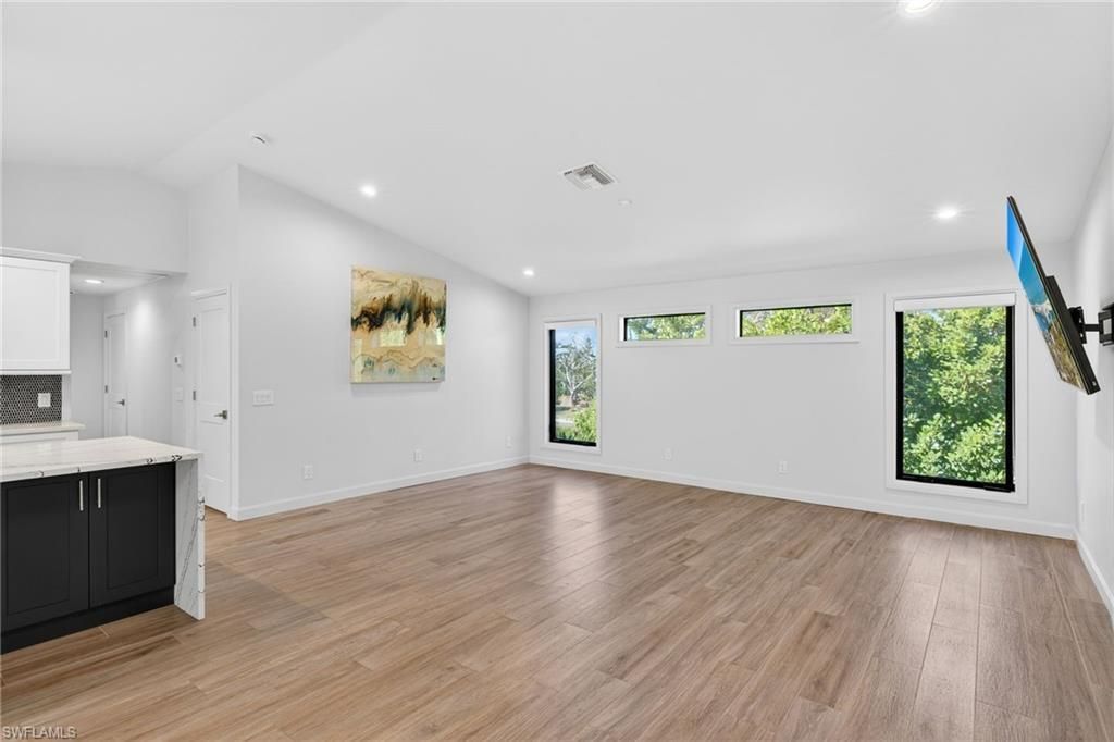 1211 Periwinkle Way , Sanibel, FL 33957 Photo