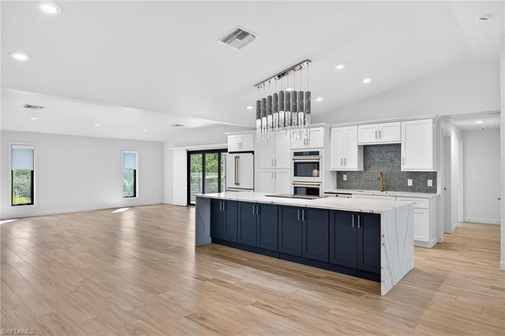 1211 Periwinkle Way , Sanibel, FL 33957 Photo