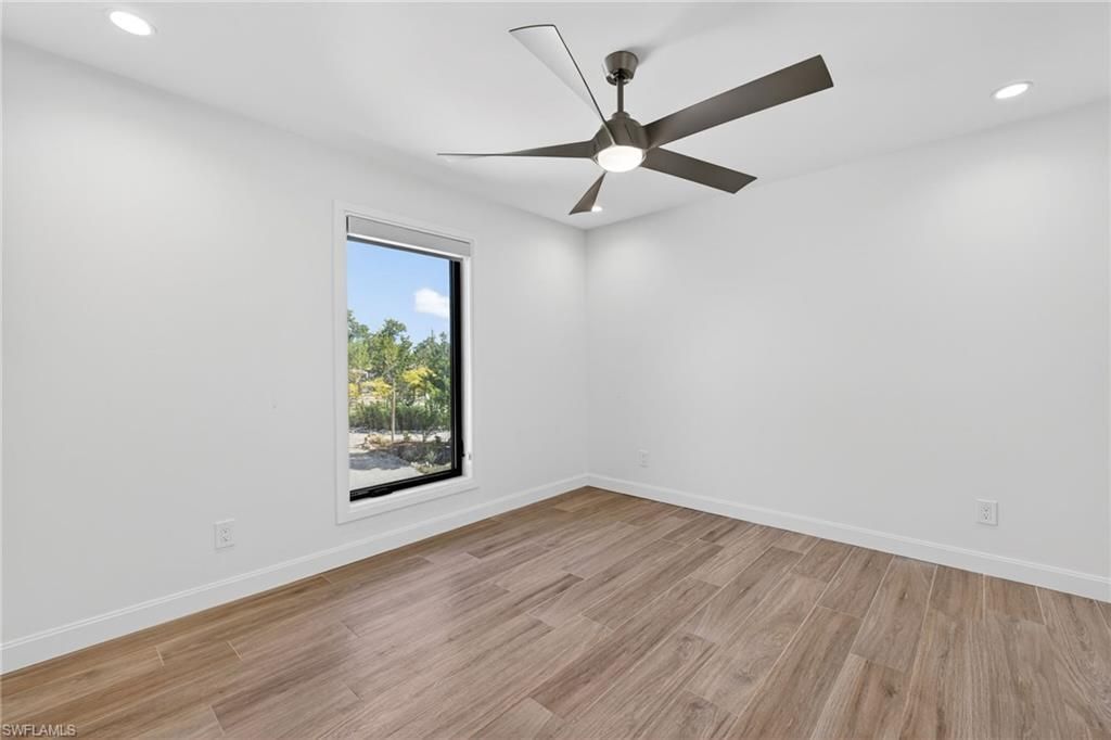 1211 Periwinkle Way , Sanibel, FL 33957 Photo