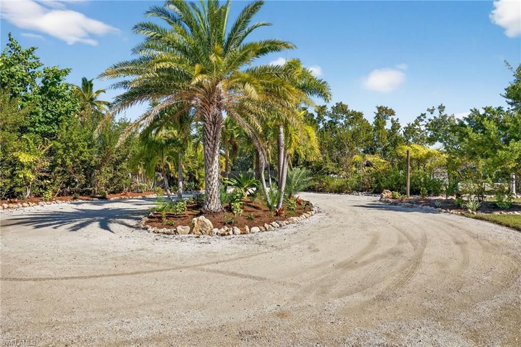 1211 Periwinkle Way , Sanibel, FL 33957 Photo