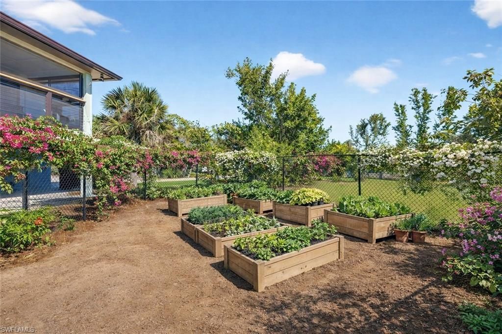 1211 Periwinkle Way , Sanibel, FL 33957 Photo