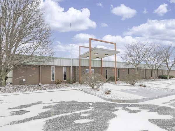 1655 E 12th Street, Mishawaka, IN 46544