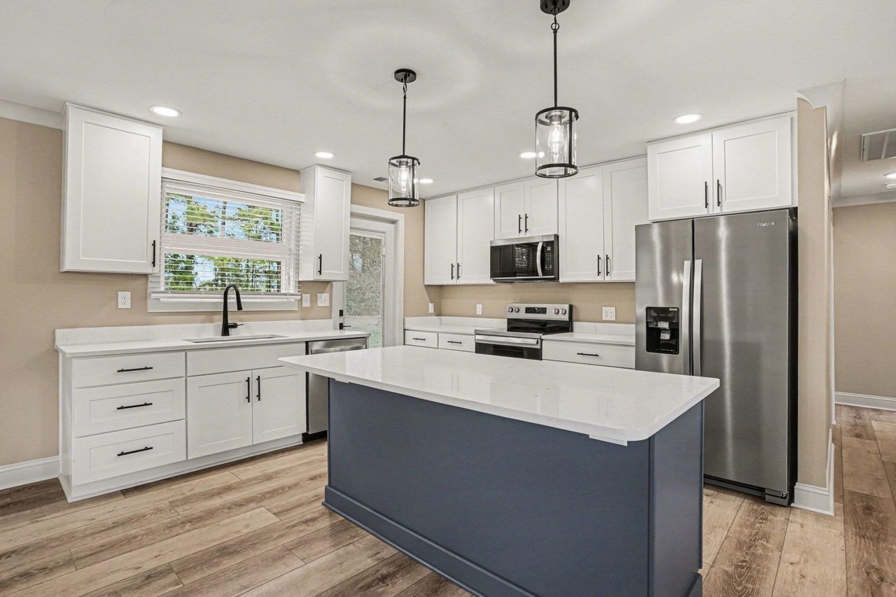 857 Pampas Dr. Photo 11