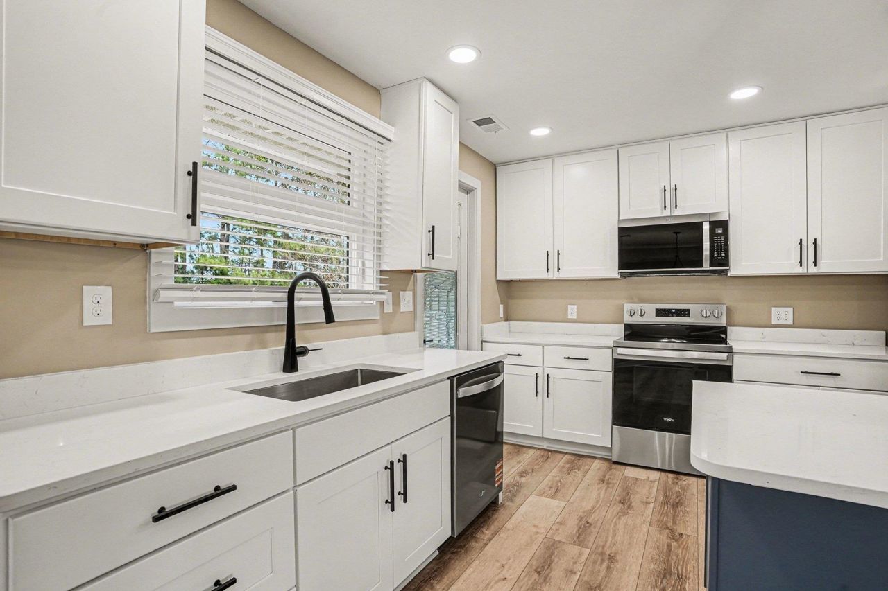 857 Pampas Dr. Photo 12