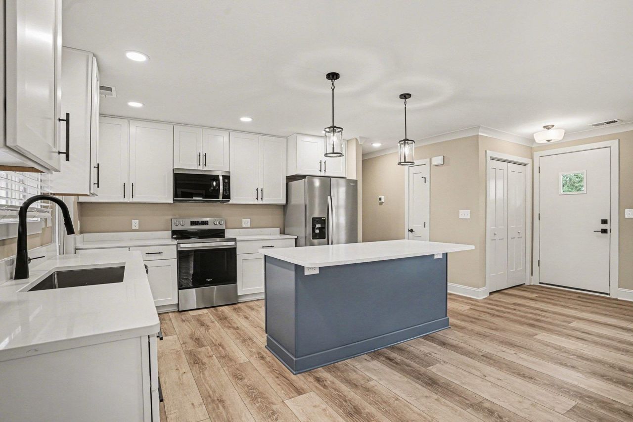 857 Pampas Dr. Photo 13