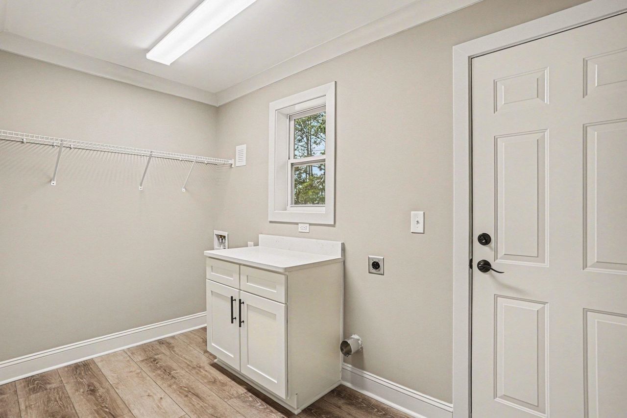 857 Pampas Dr. Photo 16