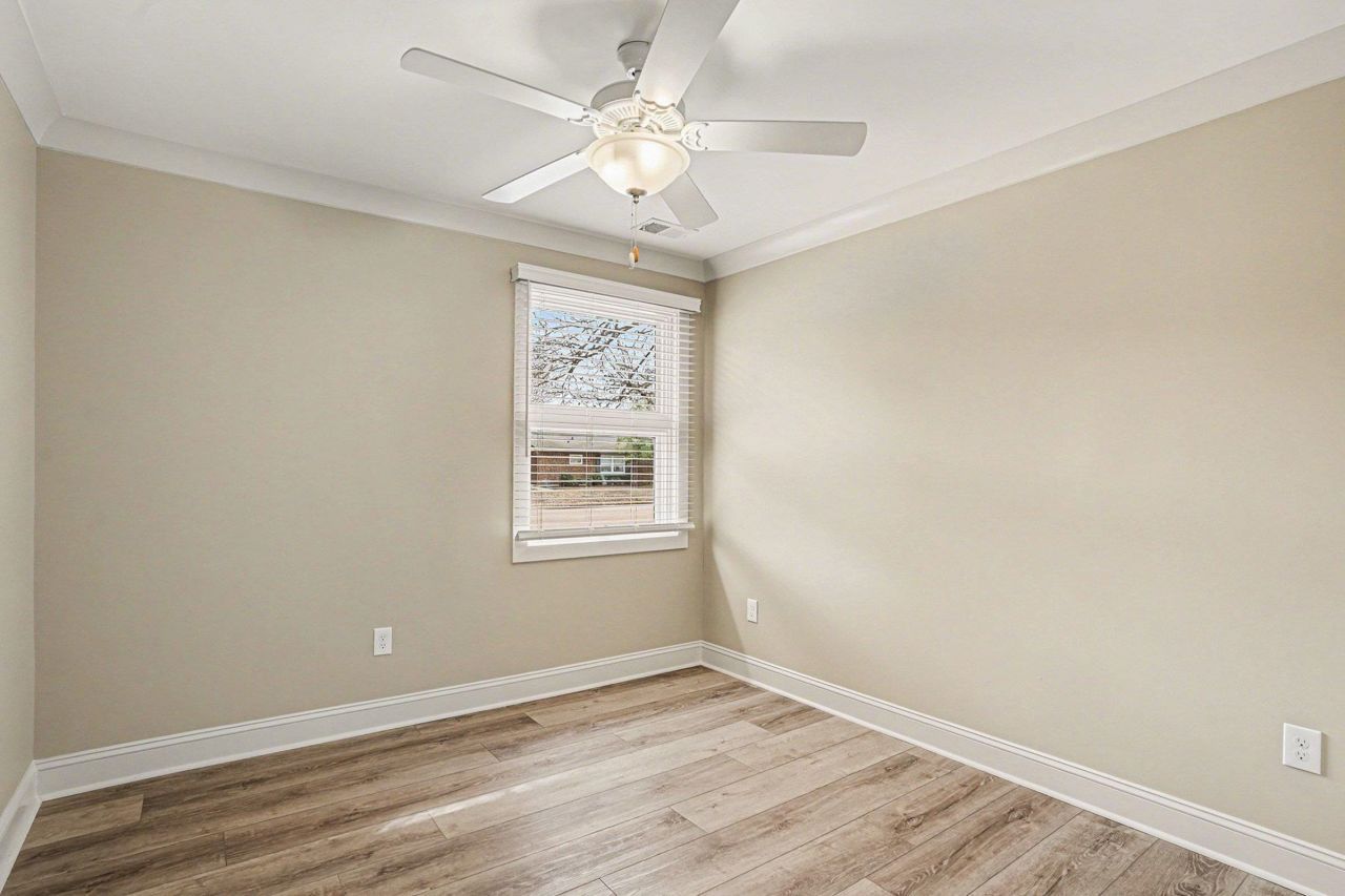 857 Pampas Dr. Photo 18