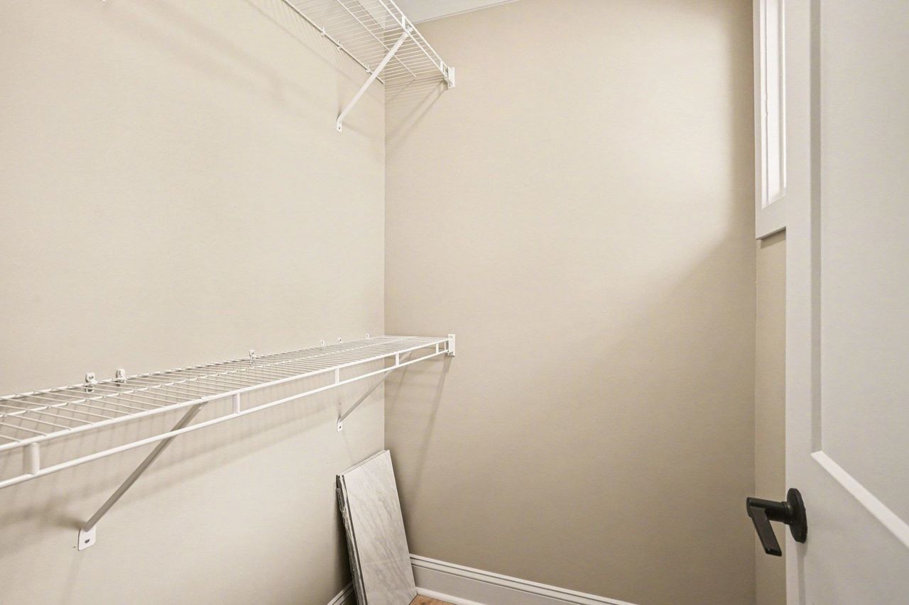 857 Pampas Dr. Photo 23