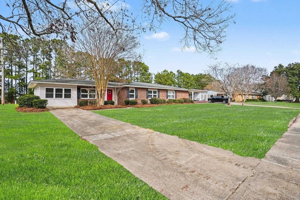 857 Pampas Dr. Photo 28