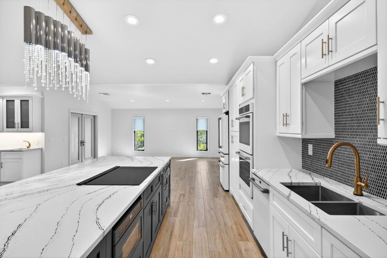 1211 Periwinkle Way, Sanibel, FL 33957 Photo