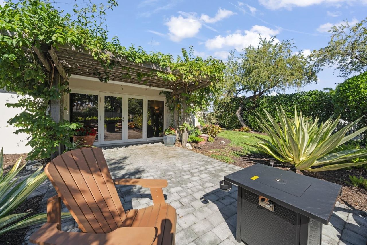 3325 Avocado Dr, Fort Myers, FL 33901 Photo