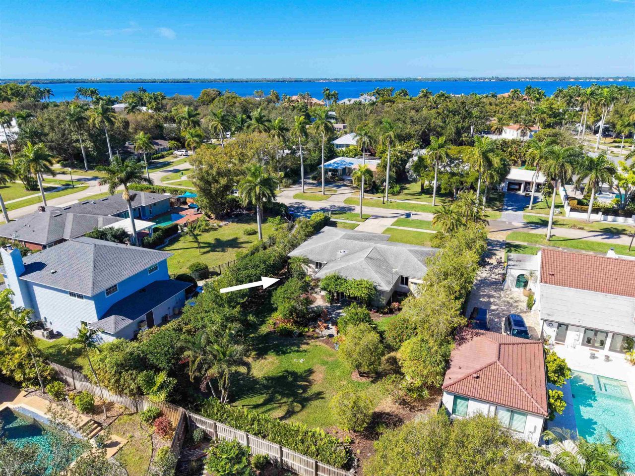 3325 Avocado Dr, Fort Myers, FL 33901 Photo