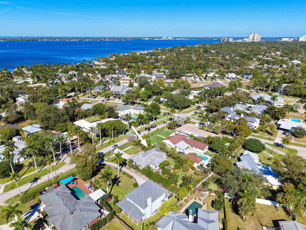 3325 Avocado Dr, Fort Myers, FL 33901 Photo