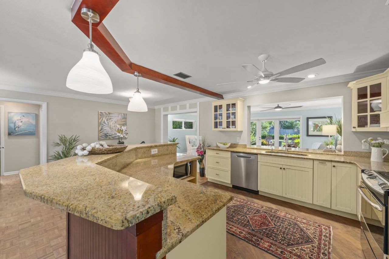 3325 Avocado Dr, Fort Myers, FL 33901 Photo