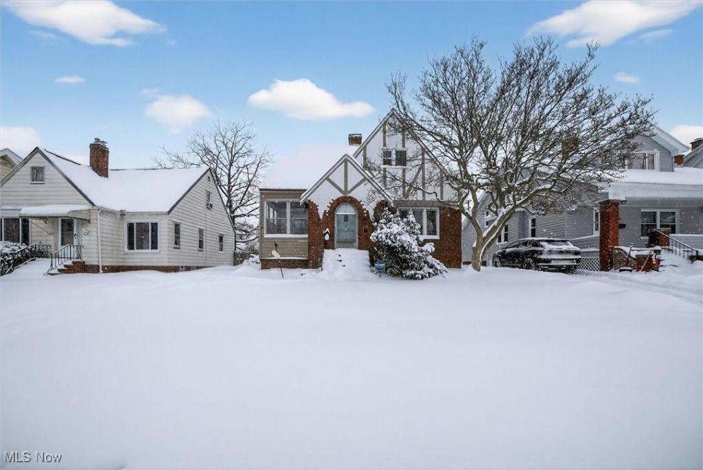 4977 E 90th Street, Garfield Heights, OH 44125 Main Photo