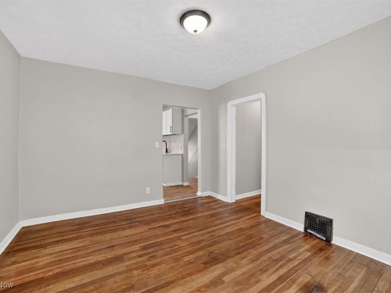 4977 E 90th Street, Garfield Heights, OH 44125 Photo 6