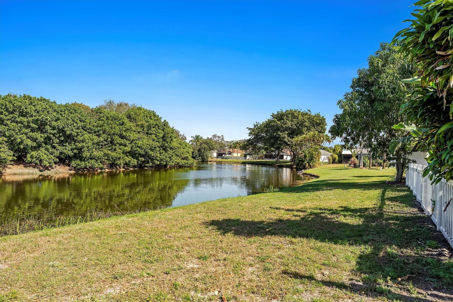 3 E Chesterfield Dr, Boynton Beach, FL 33426 Photo