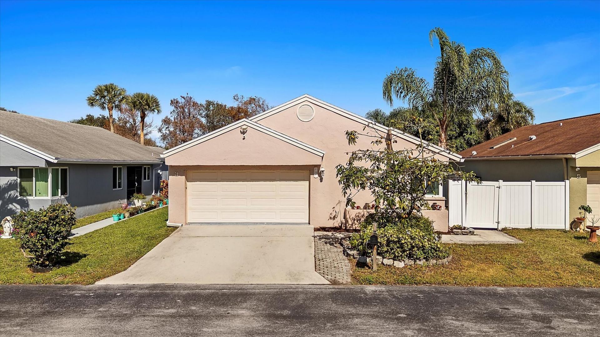 3 E Chesterfield Dr, Boynton Beach, FL 33426 Photo