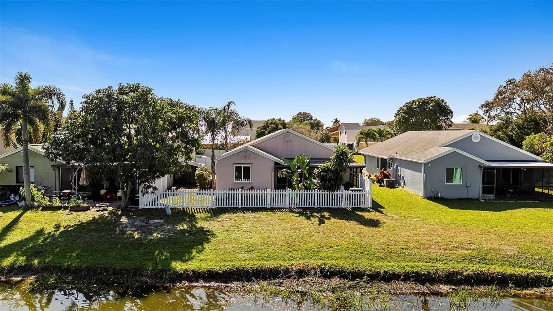 3 E Chesterfield Dr, Boynton Beach, FL 33426 Photo