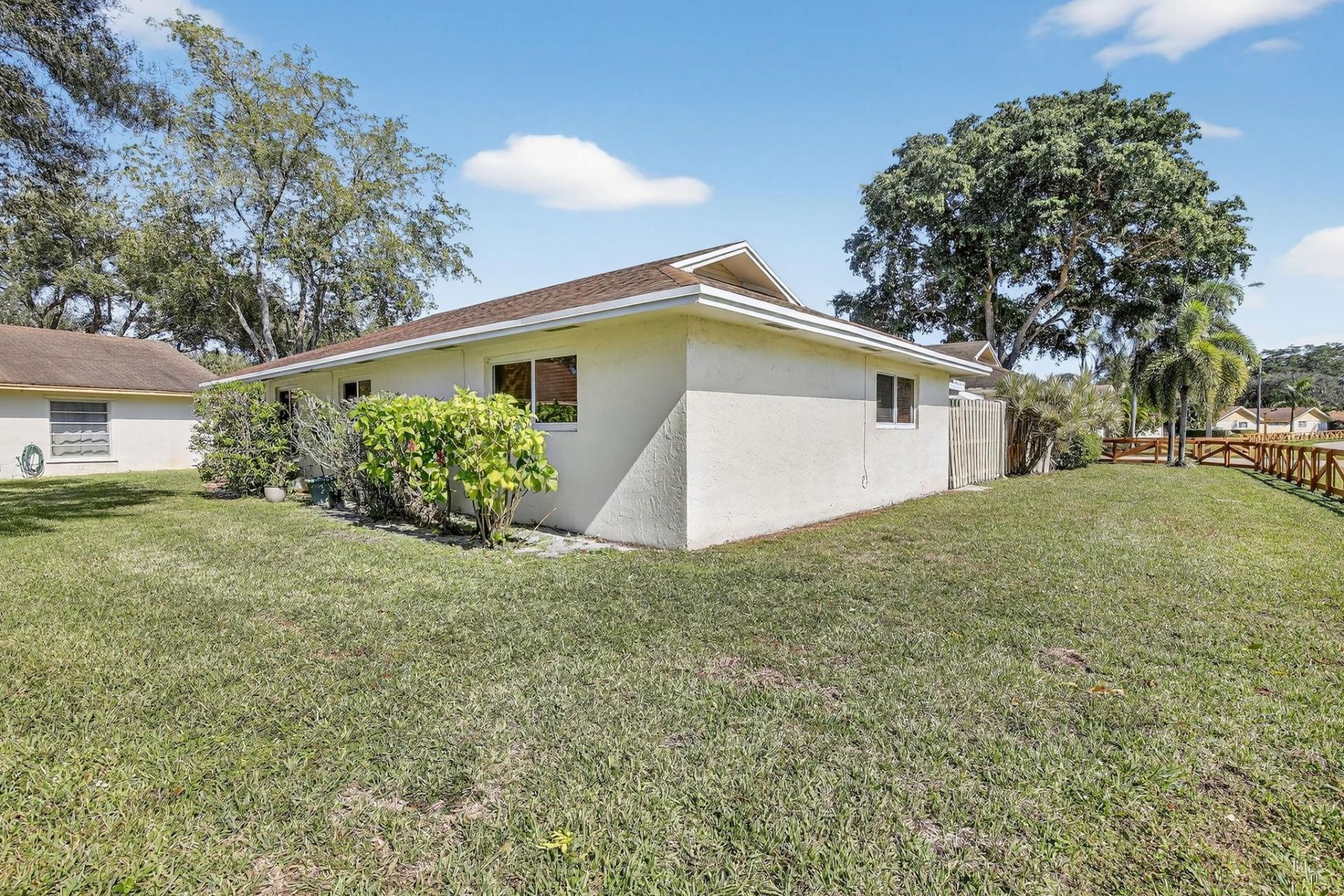 3673 W Forge Road, Unit 41, Davie, FL 33328 Photo