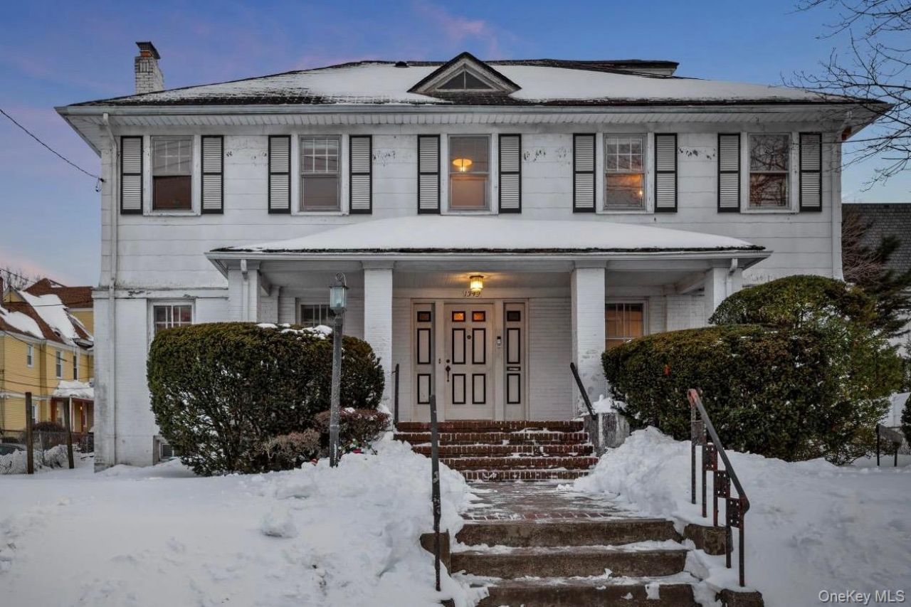 1349 Noel Avenue, Hewlett, NY 11557 Main Photo