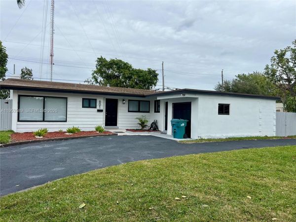 601 NW 198th St, Miami Gardens, FL 33169