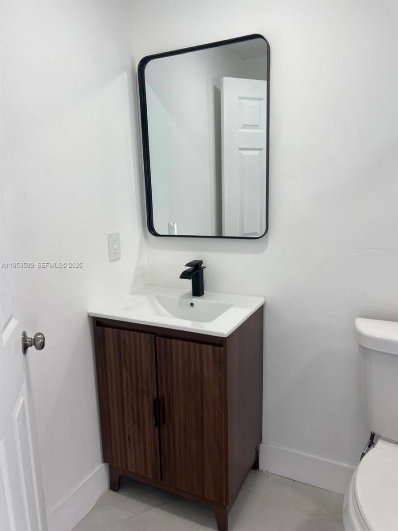 601 NW 198th St, Miami Gardens, FL 33169 Photo