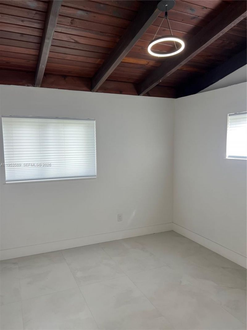 601 NW 198th St, Miami Gardens, FL 33169 Photo