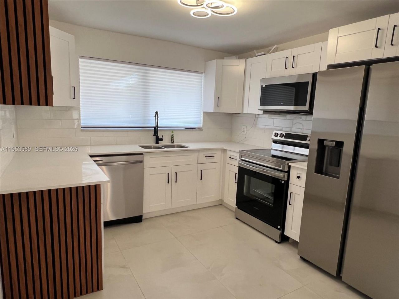 601 NW 198th St, Miami Gardens, FL 33169 Photo