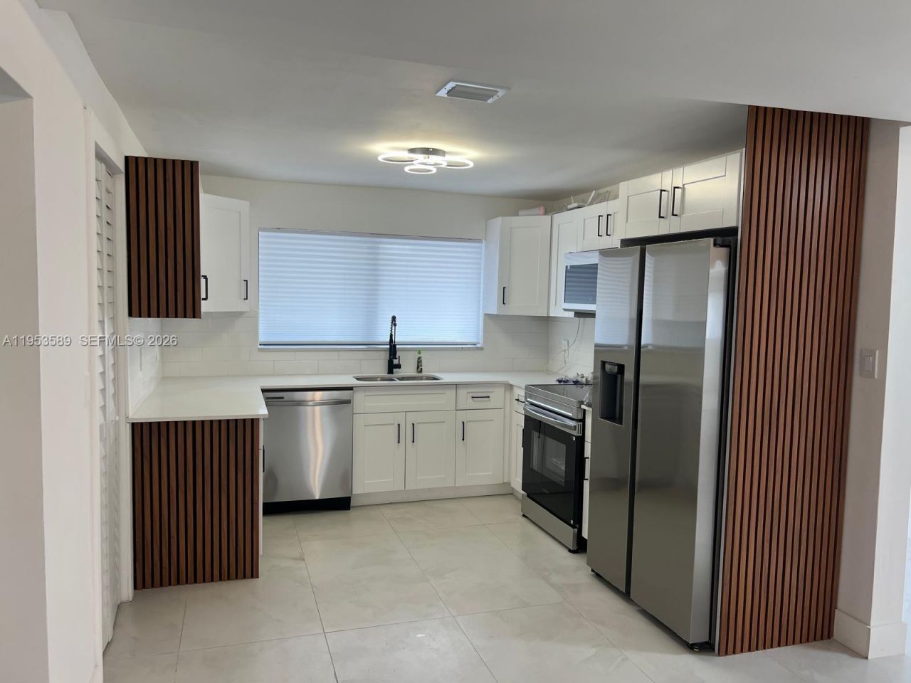 601 NW 198th St, Miami Gardens, FL 33169 Photo