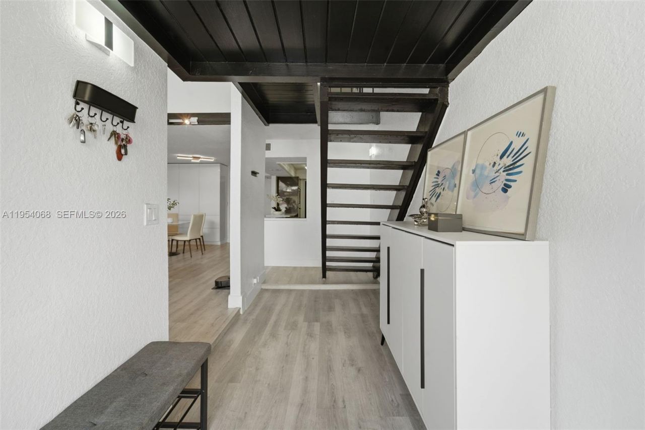 7855 SW 106th Ave, Miami, FL 33173 Photo