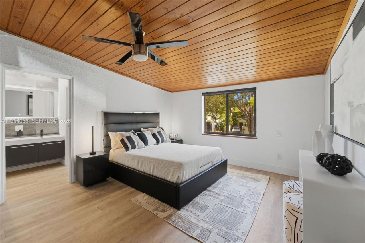 7855 SW 106th Ave, Miami, FL 33173 Photo