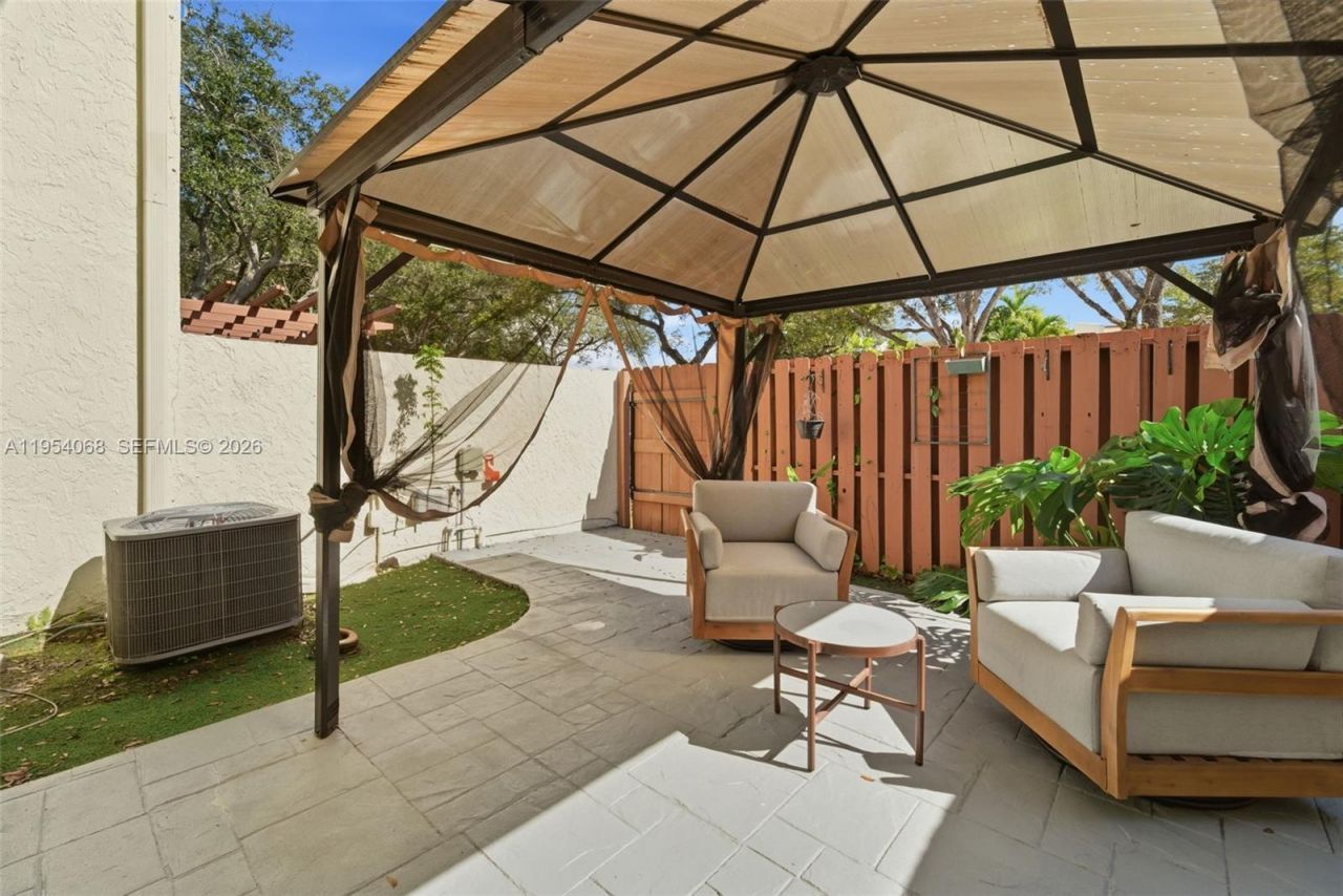 7855 SW 106th Ave, Miami, FL 33173 Photo