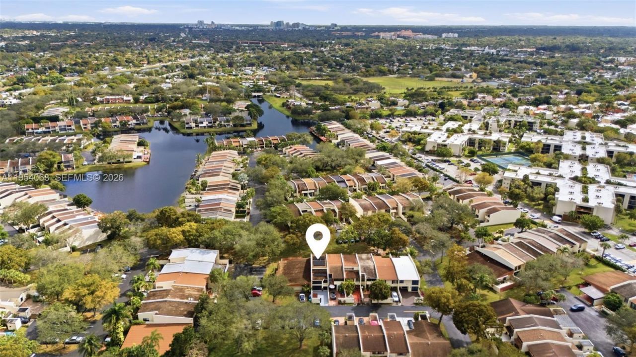 7855 SW 106th Ave, Miami, FL 33173 Photo