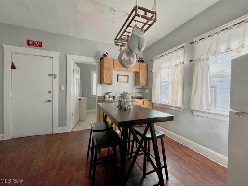 10702 Lamontier Avenue, Cleveland, OH 44104 Photo 20