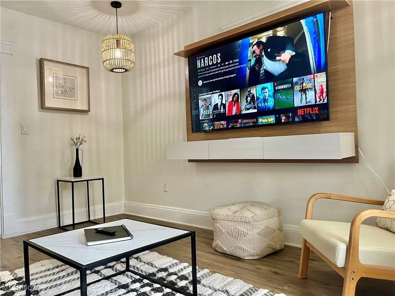 10702 Lamontier Avenue, Cleveland, OH 44104 Photo 7