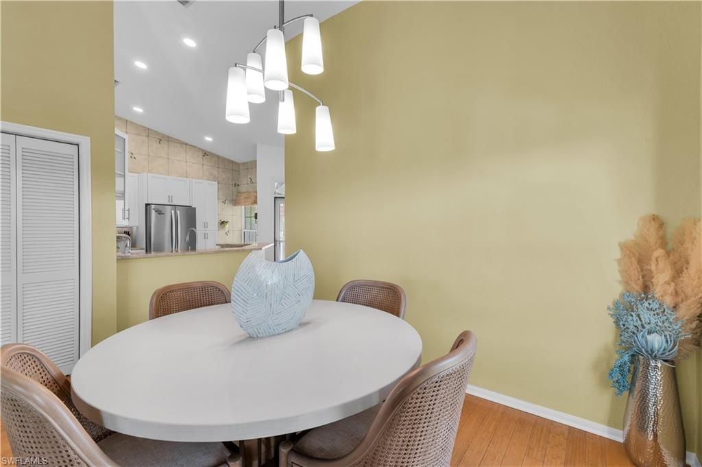162 Newport Dr, Unit 1207, Naples, FL 34114 Photo
