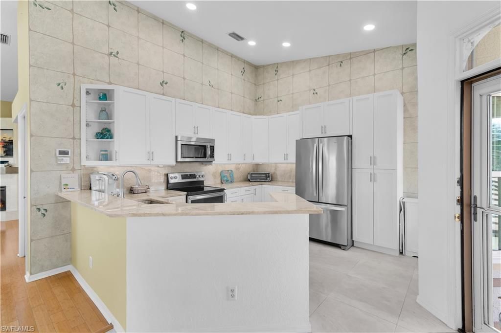 162 Newport Dr, Unit 1207, Naples, FL 34114 Photo
