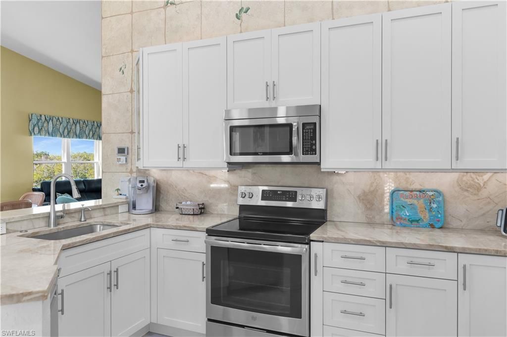162 Newport Dr, Unit 1207, Naples, FL 34114 Photo