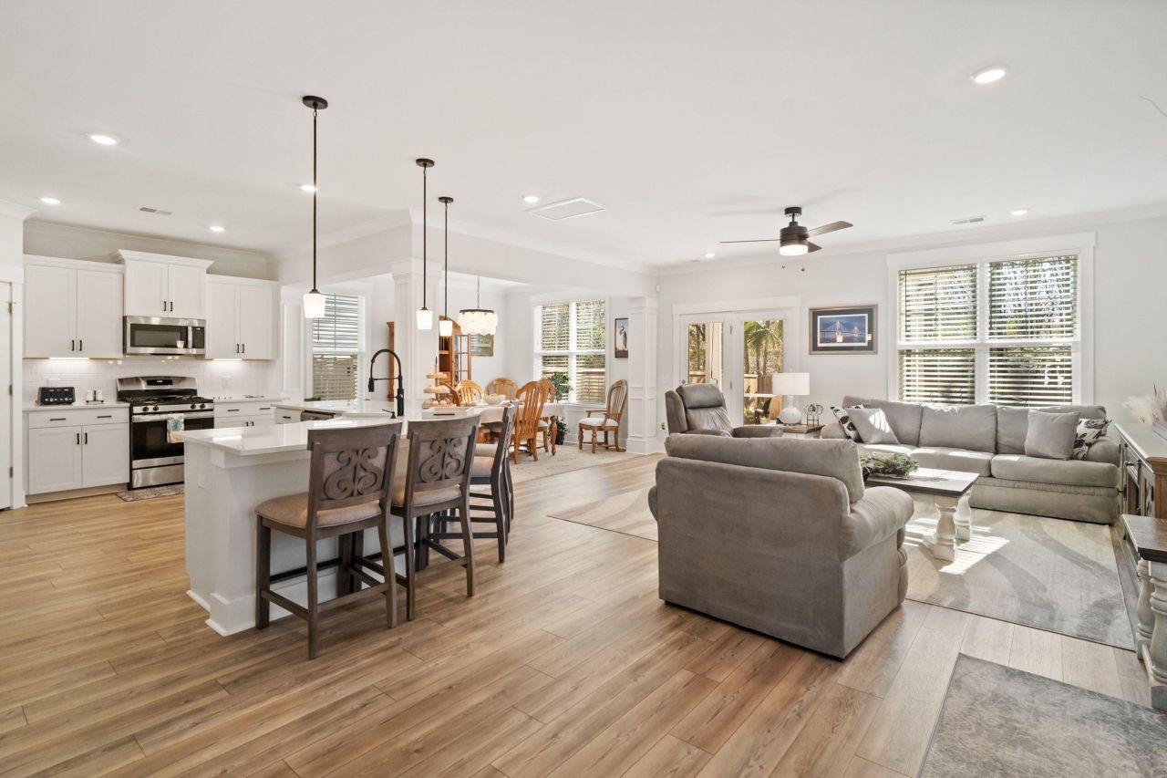 1037 Saltwater Circle Photo 7