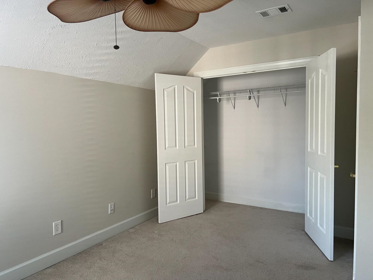 4002 Edenborough Dr. Photo 14